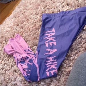 Take a hike leggings size medium